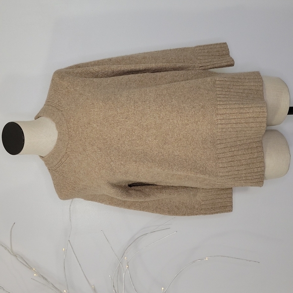 Zara Sweaters - Zara Knit Oversized Tan Sweater SZ S